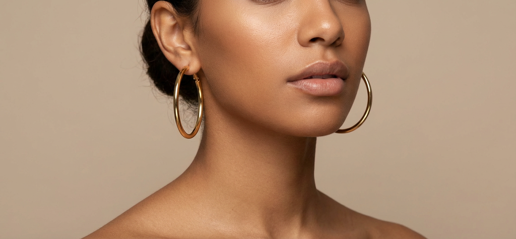 Classic medium gold hoop earrings - waterproof stainless steel everyday jewellery
Image 2 (Detail/close-up shot):